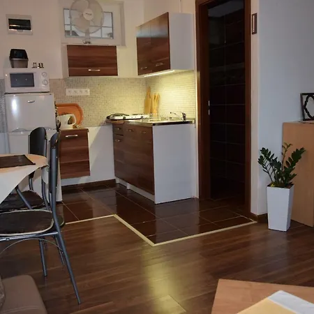 Belany Apartment *